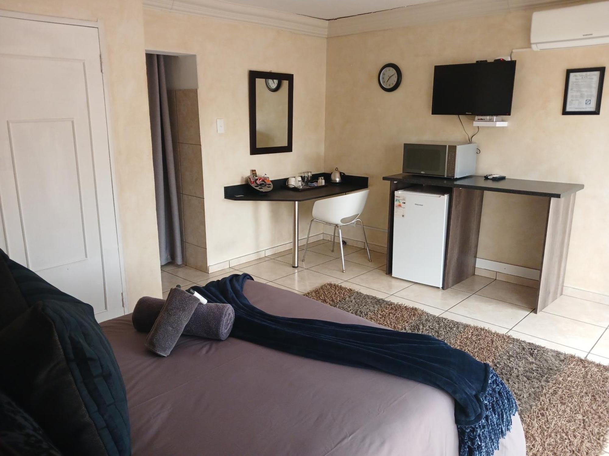 Blue Sparrow Guest House Middelburg  Bagian luar foto